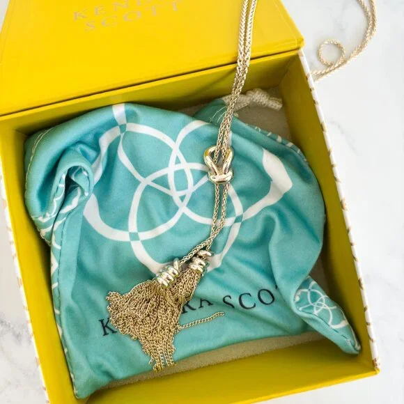 NEW Kendra Scott Presleigh Love Knot Y Necklace in Gold - Picture 2 of 6